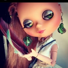 Дама c гетерохромией на все 4 пары глаз. Блайз TBL