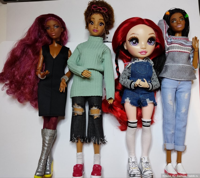 Обзорное и сравнительное. ILY Disney 4ever - фанатки Белоснежки и Тианы