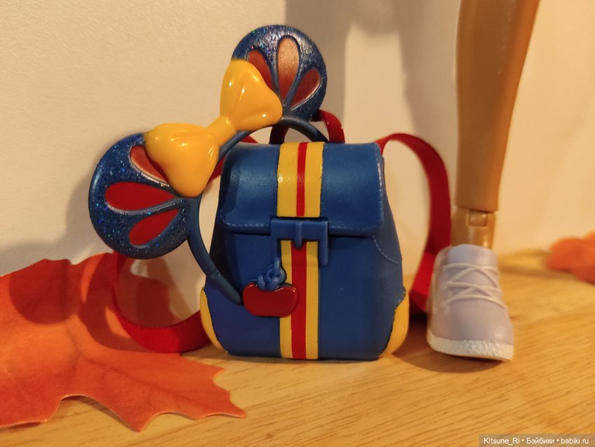 Обзорное и сравнительное. ILY Disney 4ever - фанатки Белоснежки и Тианы