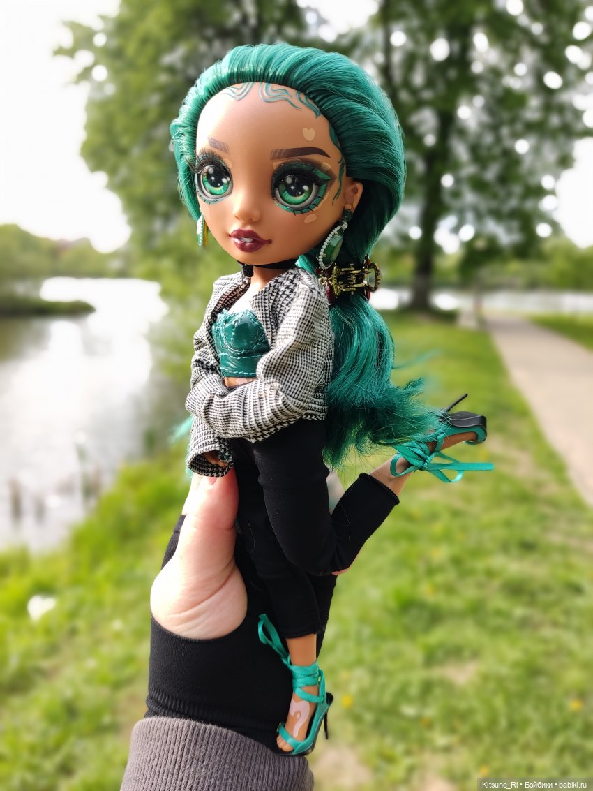 Прогулочное. Джувел | Бэйбики Прогулочное. Джувел — Куклы Rainbow High (Рейнбоу Хай (фото 4)