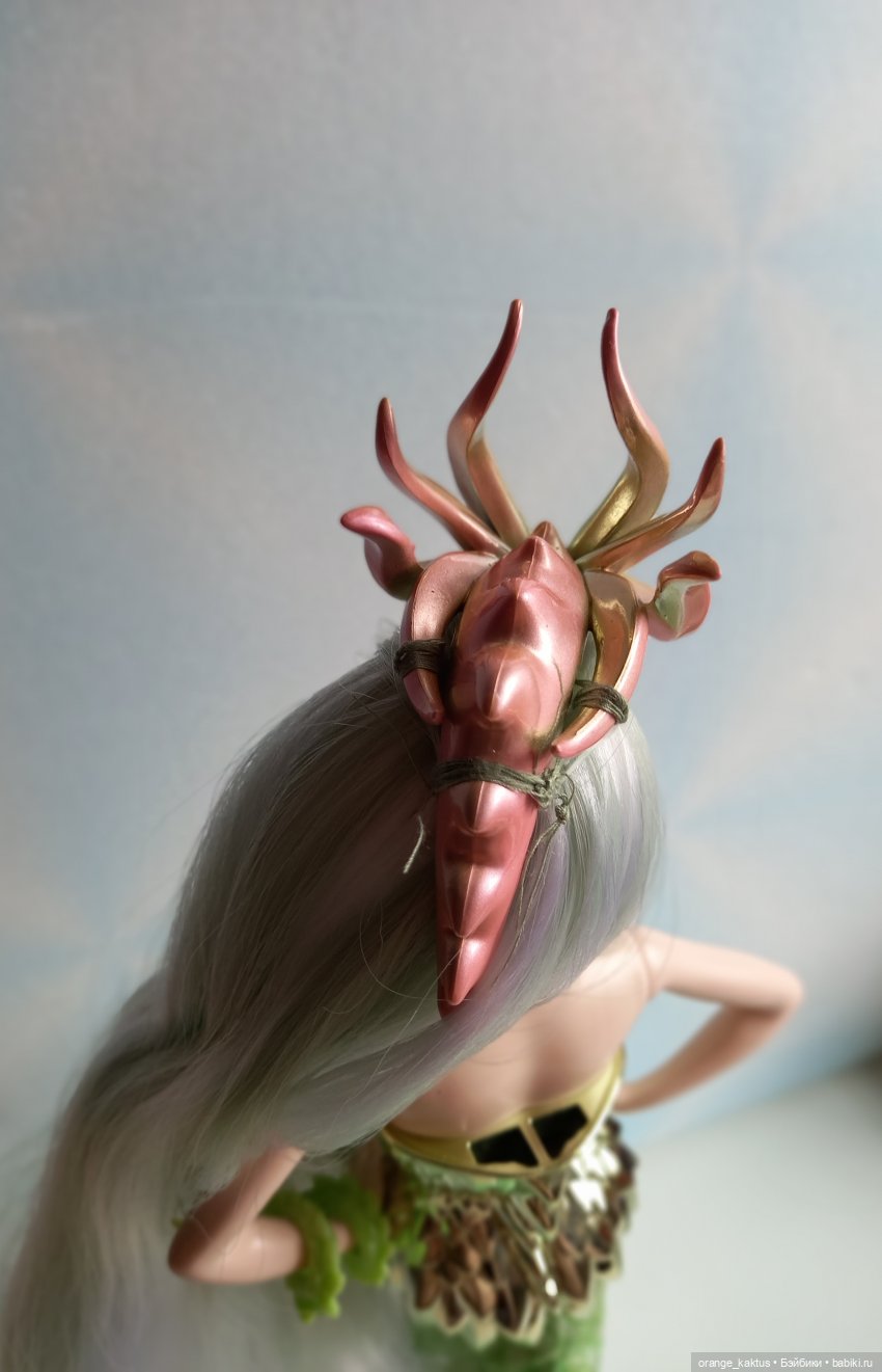 Барби Императрица драконов (фото 9)