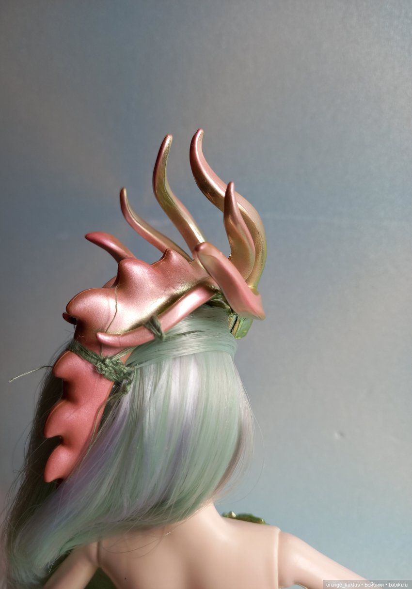 Барби Императрица драконов (фото 8)