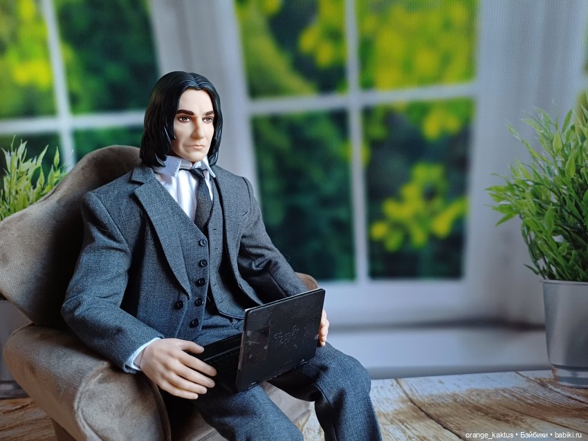 Обновки для профессора — Куклы Barbie (Барби): Looks (фото 8)