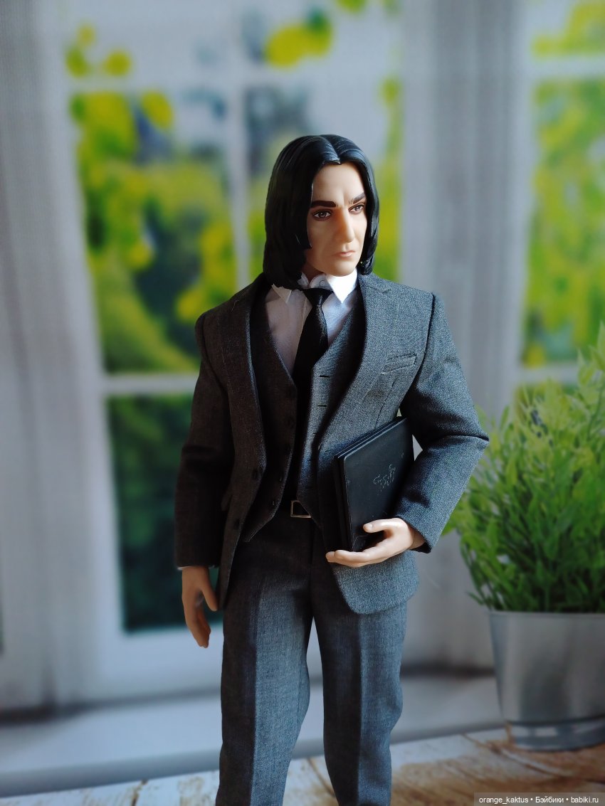 Обновки для профессора — Куклы Barbie (Барби): Looks (фото 9)