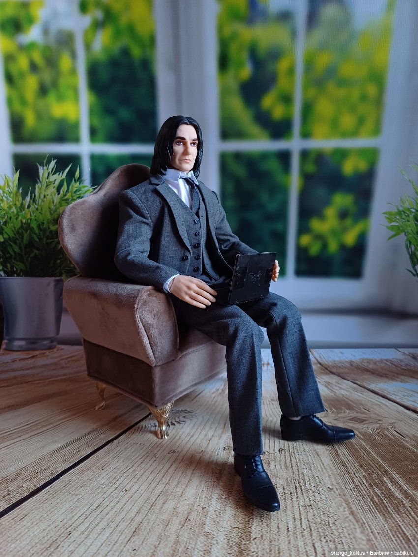 Обновки для профессора — Куклы Barbie (Барби): Looks (фото 3)