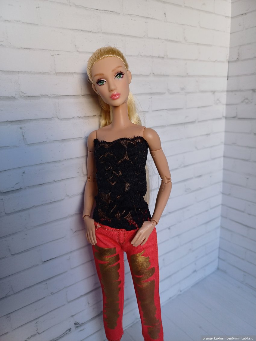 Дефа Люси. Или все побежали, и я побежал