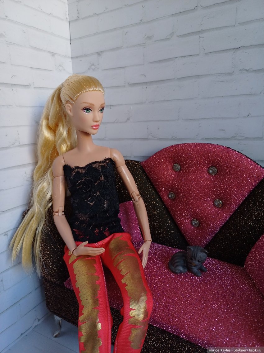 Дефа Люси. Или все побежали, и я побежал