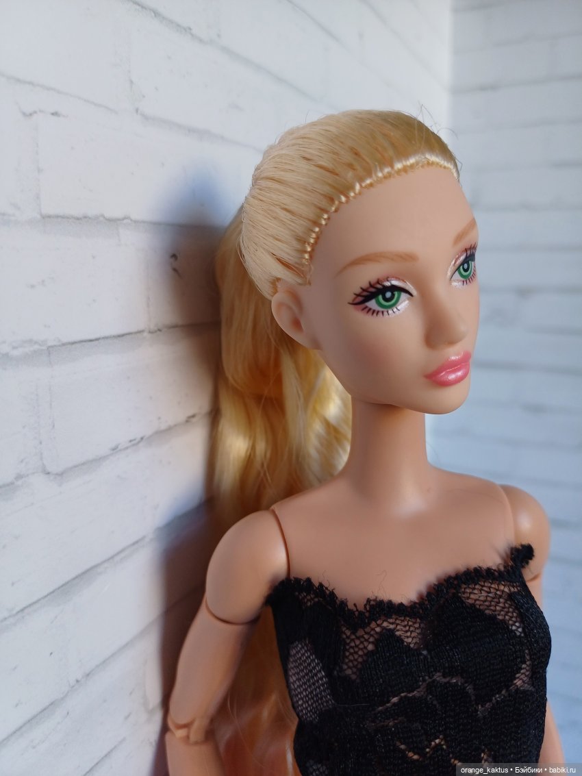 Дефа Люси. Или все побежали, и я побежал