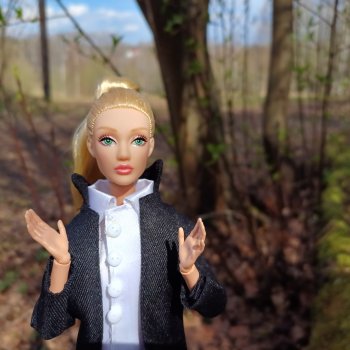 Первая прогулка Юли