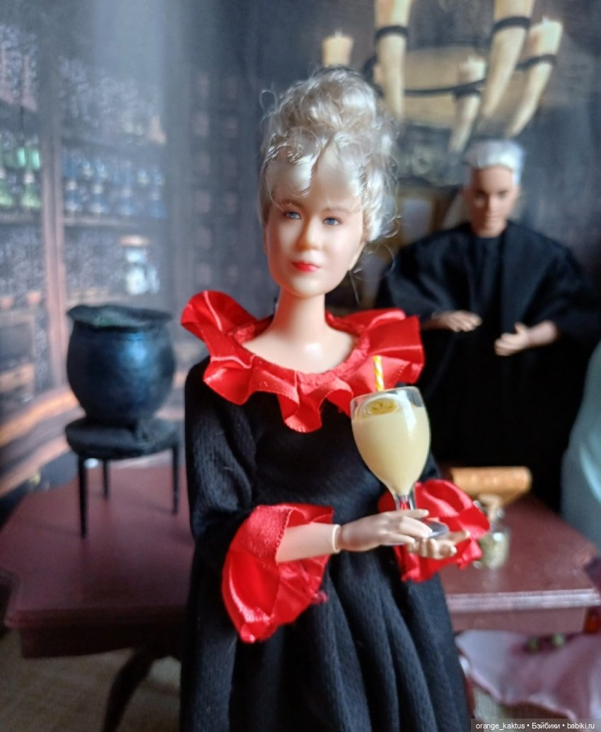 На уроке зельеварения — Куклы Barbie (Барби): Looks