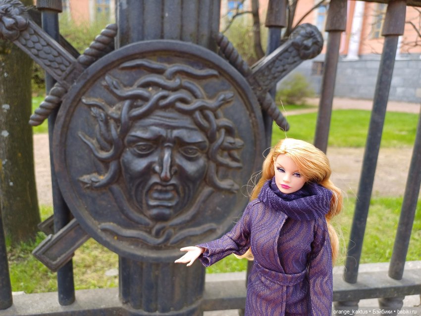 Джинджер и первая прогулка по городу