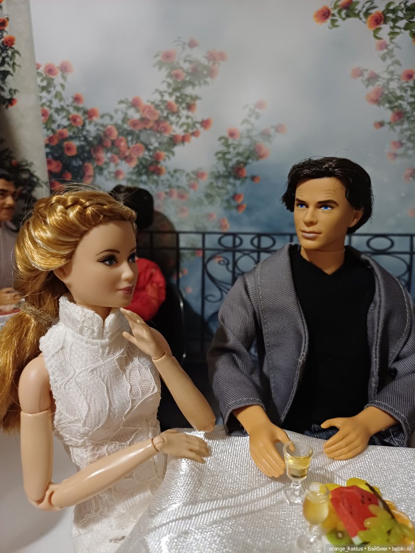 Мавр сделал свое дело. Глава 21 В ресторане