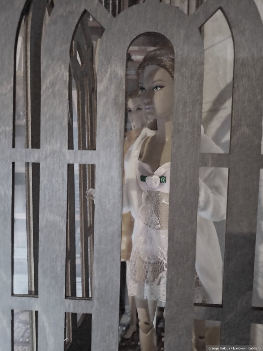 Мавр сделал свое дело. Глава 21 В ресторане