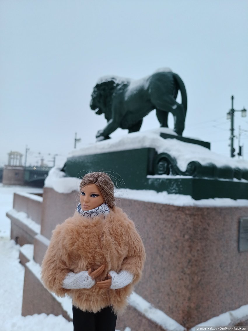 Барби Herve Leger, спонтанная прогулка (фото 9)