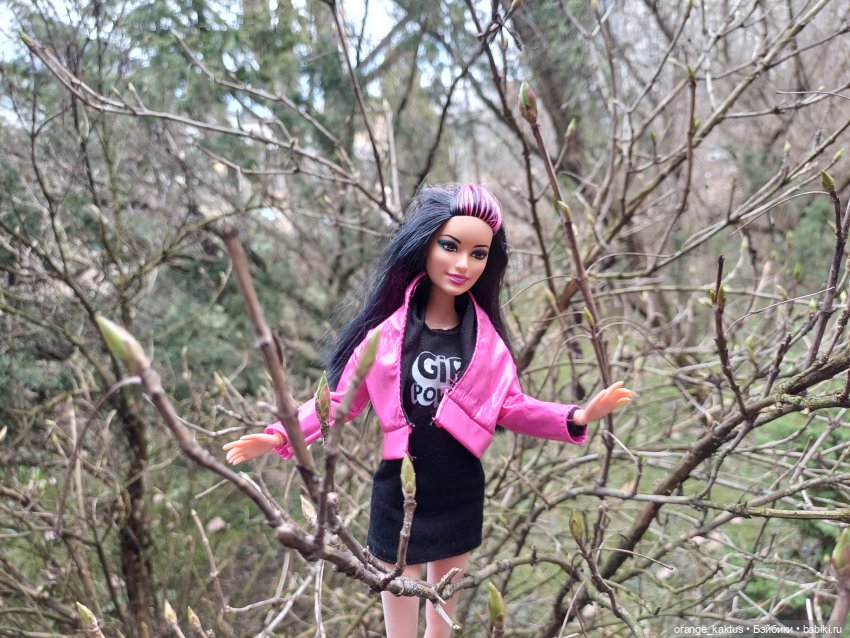 Новенькая и первая прогулка | Бэйбики Новенькая и первая прогулка