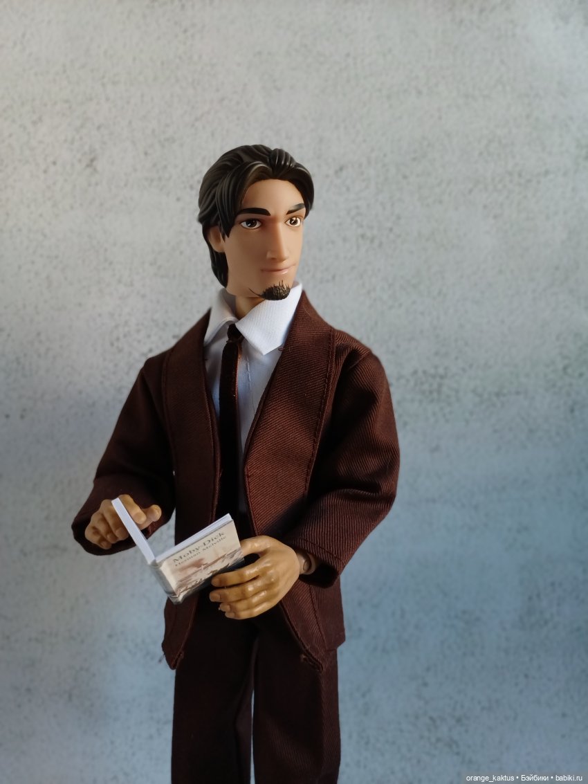 Офисный работник Арчил — Куклы Disney Animators и Принцессы Диснея: Disney Store (фото 9)