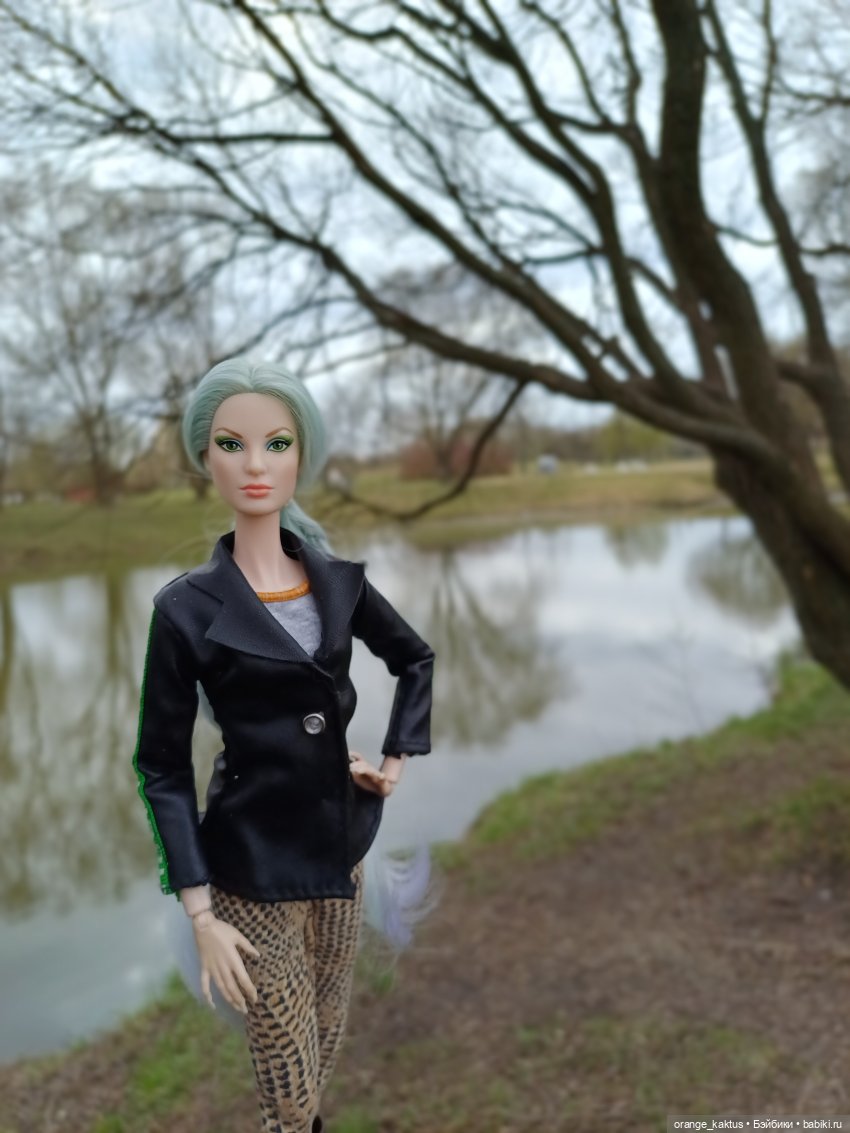 Барби Императрица драконов (фото 3)