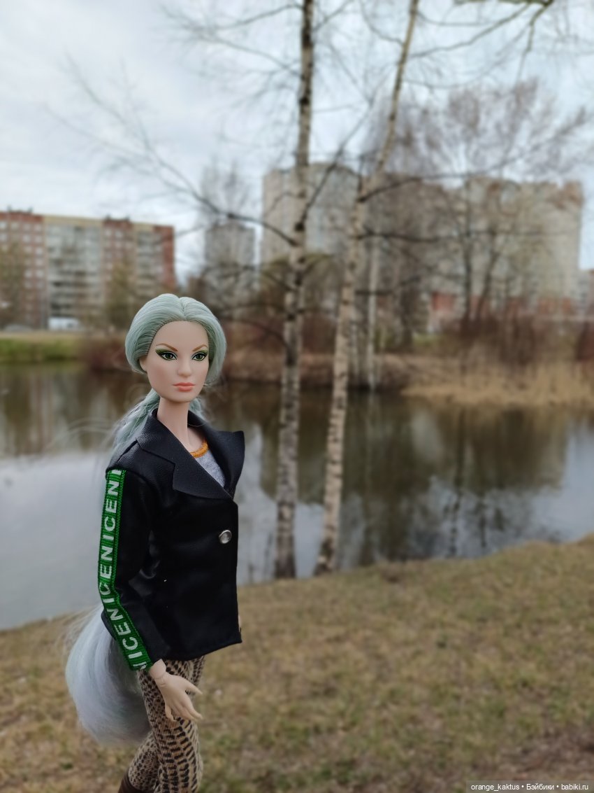 Барби Императрица драконов (фото 9)