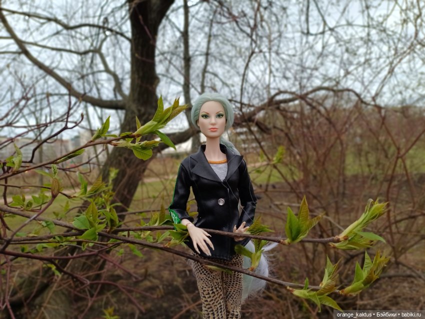 Барби Императрица драконов (фото 6)