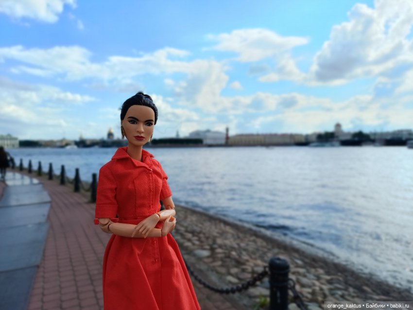 Фрида и прогулка по городу