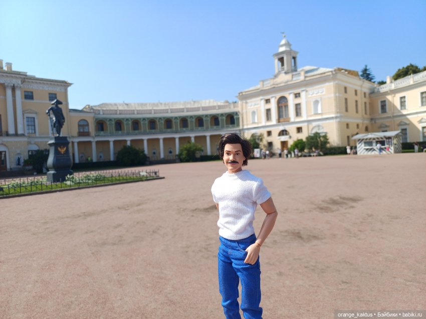 В Павловске — Куклы Барби