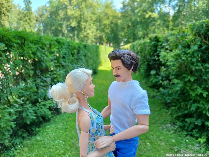 В Павловске — Куклы Барби