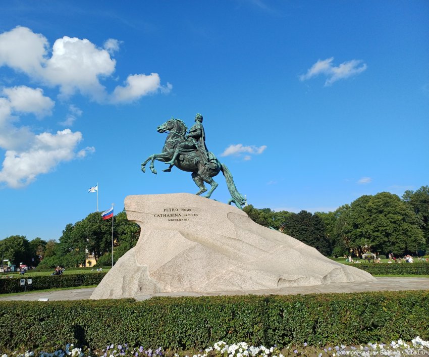 Л+В Прогулка по городу | Бэйбики Л+В Прогулка по городу — Куклы Барби