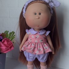 Букашки на ромашках