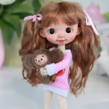 Малышка на теле ob11