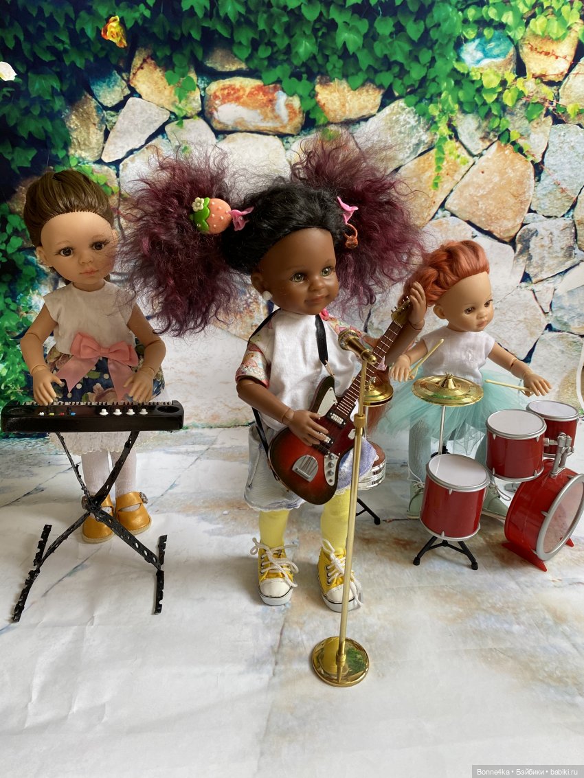Girl’s band — Куклы Paola Reina (Паола Рейна): новинки (фото 5)