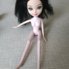 Жила была куколка