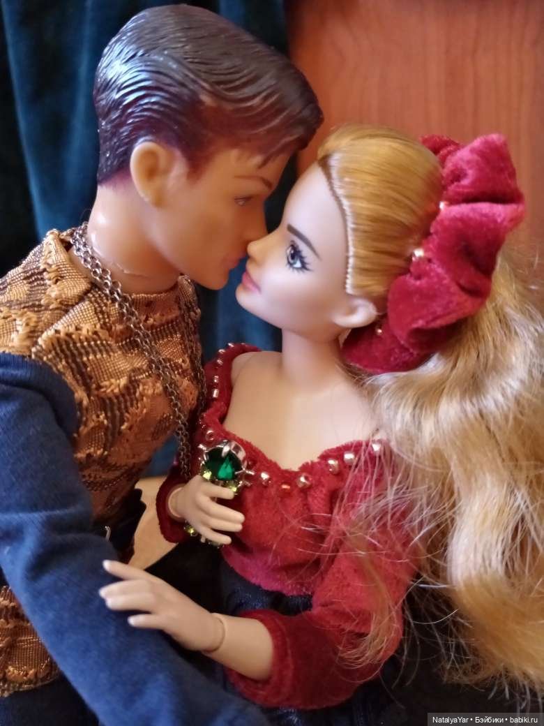 Леди Лея в объятиях Короля