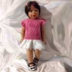 Жилетка вязаная.