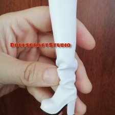 Помогите сравнить стопы Барби Йога и FR