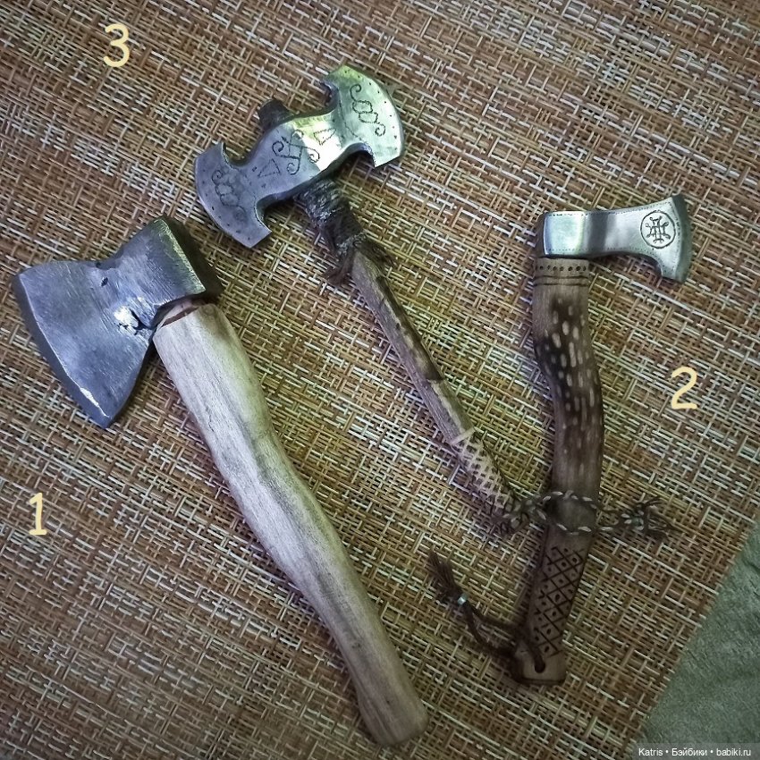 Топоры и одна сабелька — Авторские украшения и аксессуары для кукол: фото (фото 4)
