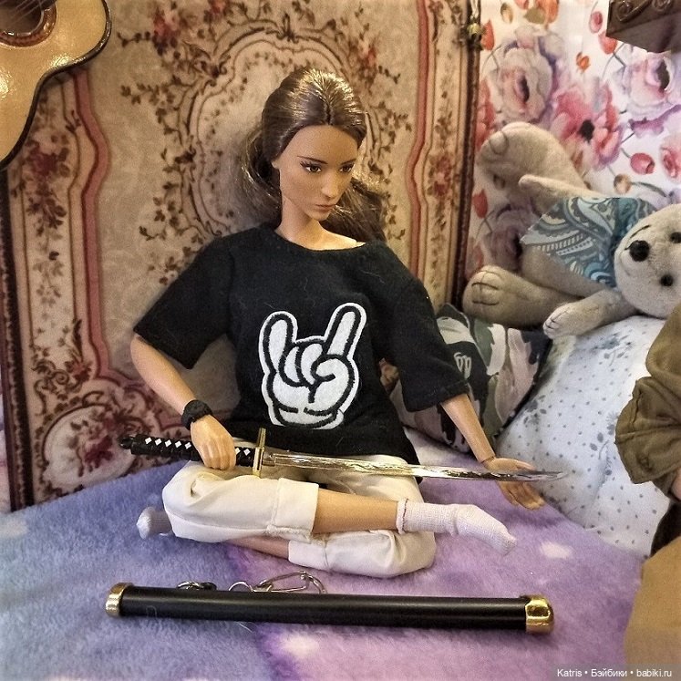 Топоры и одна сабелька — Авторские украшения и аксессуары для кукол: фото (фото 6)