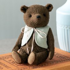 Тедди мишка в жилетке