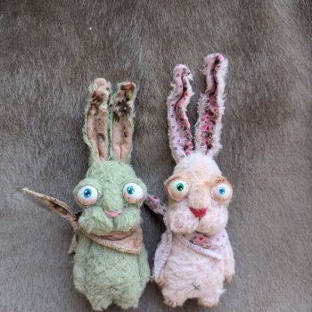 Крэйзи брошки