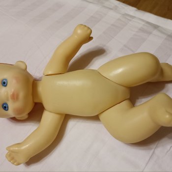 Опознать пупса