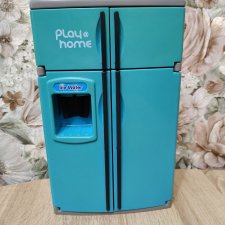 Детский холодильник или для кукол