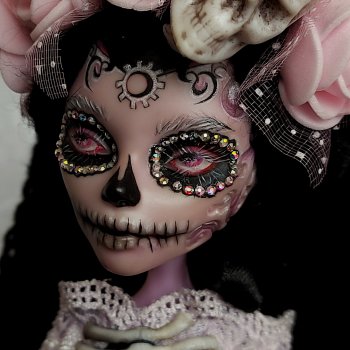 ООАК, по следам Дня мёртвых