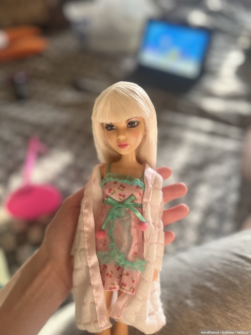 Liv Софи — Куклы Liv (Лив) Spin Master: сменные парики (фото 2)