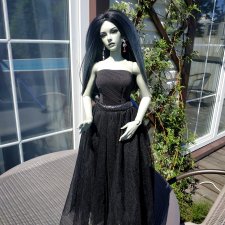 Белое и чёрное.