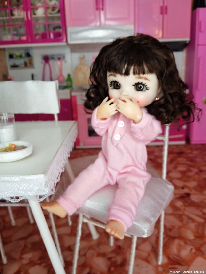 Куклогорск. Накормить Дашку (фото 8)