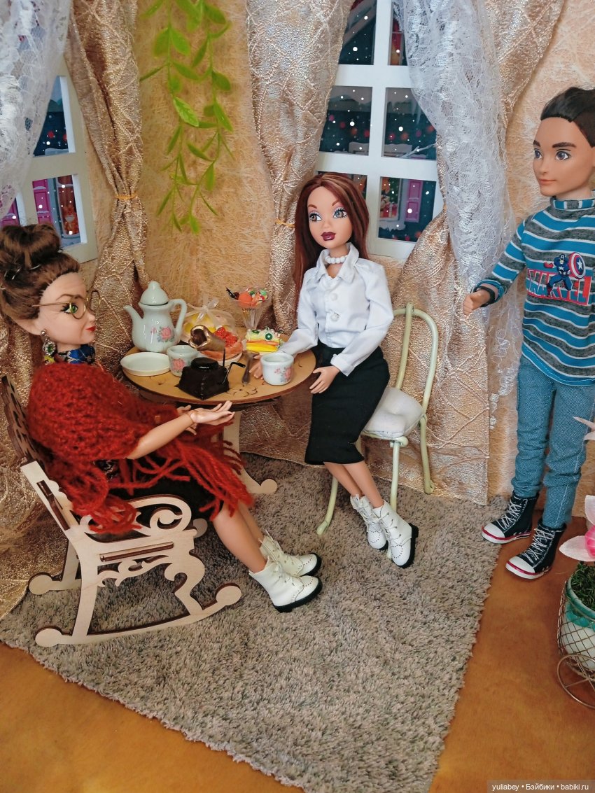 Куклогорск. Подарки 🌇🛍️ — Кукольные фотоистории и сериалы: комиксы