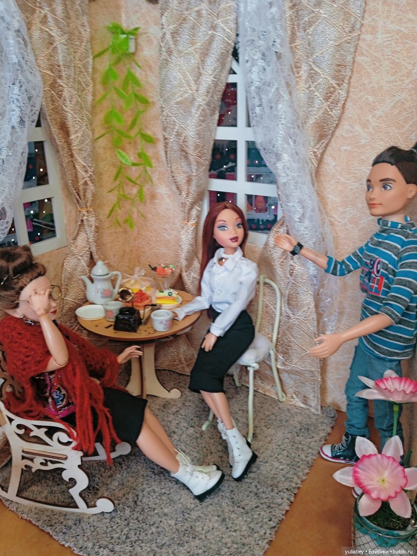 Куклогорск. Подарки 🌇🛍️ — Кукольные фотоистории и сериалы: комиксы