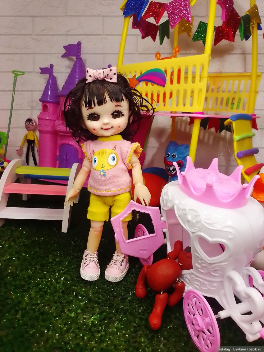 Куклогорск.На детской площадке (фото 3)