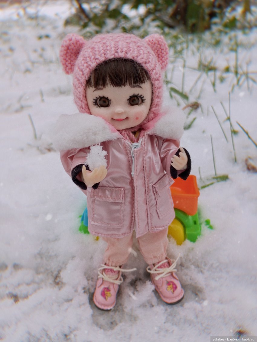 Куклогорск. Мы с Дашей гуляем