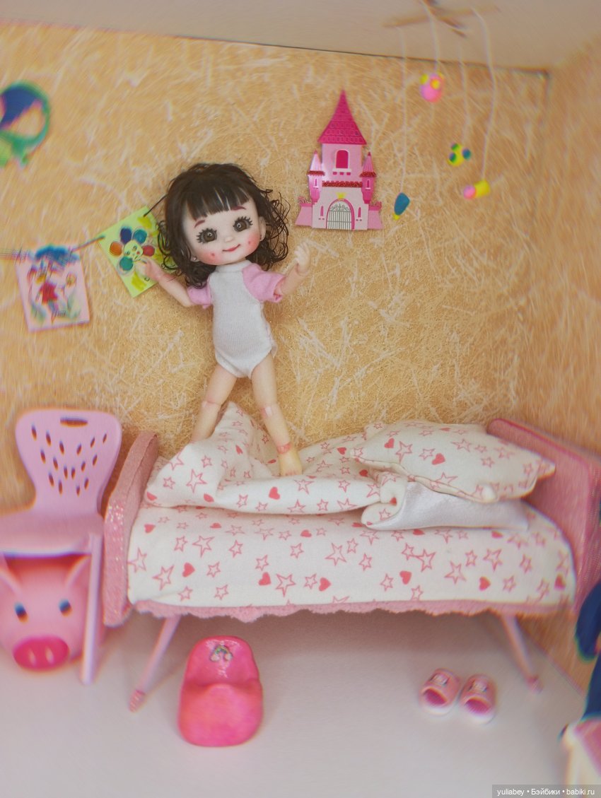 Куклогорск. Мы с Дашей гуляем