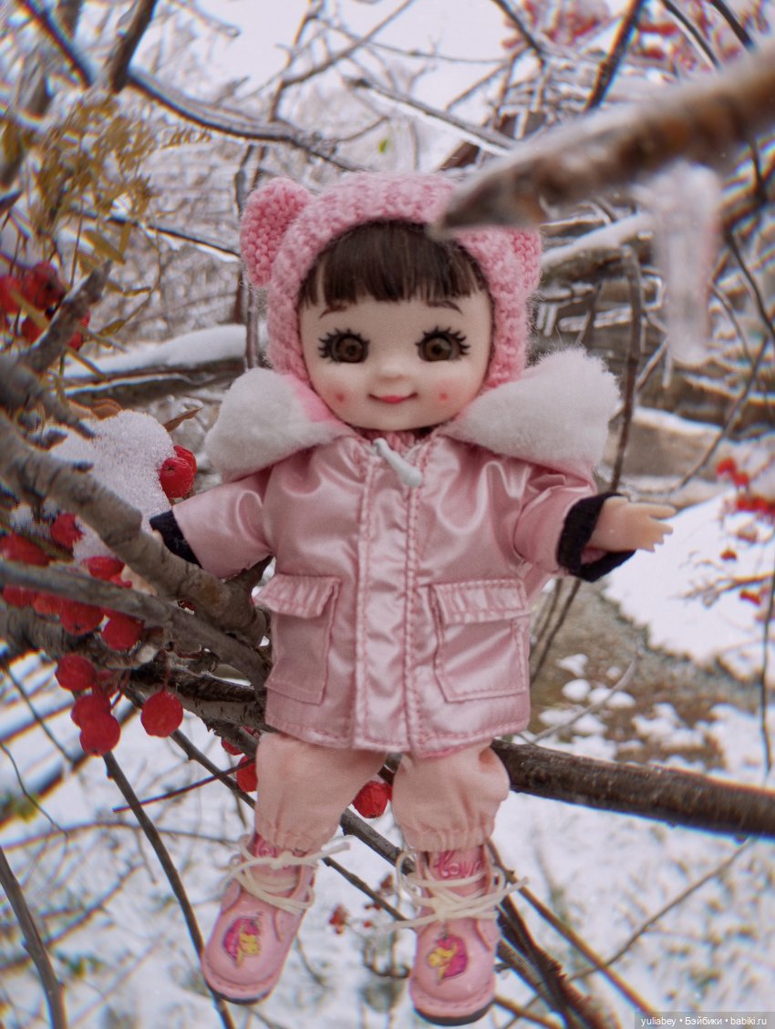 Куклогорск. Мы с Дашей гуляем